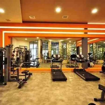 דירה Luxury Penthouse With Amazing Sea View First Row אלאניה