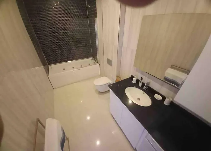 Luxury Penthouse With Amazing Sea View First Row 阿拉尼亚