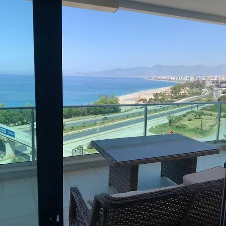 Luxury Penthouse With Amazing Sea View First Row